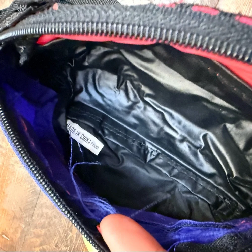 Yaasss Vintage Bugle Boy Sport Neon Y2K 90’s Fanny Pack Reteo 5 Pockets